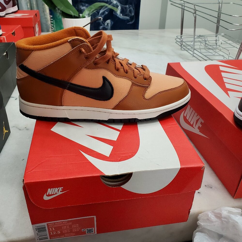 Clean Out my closet ,. Bran New In Box Dunks